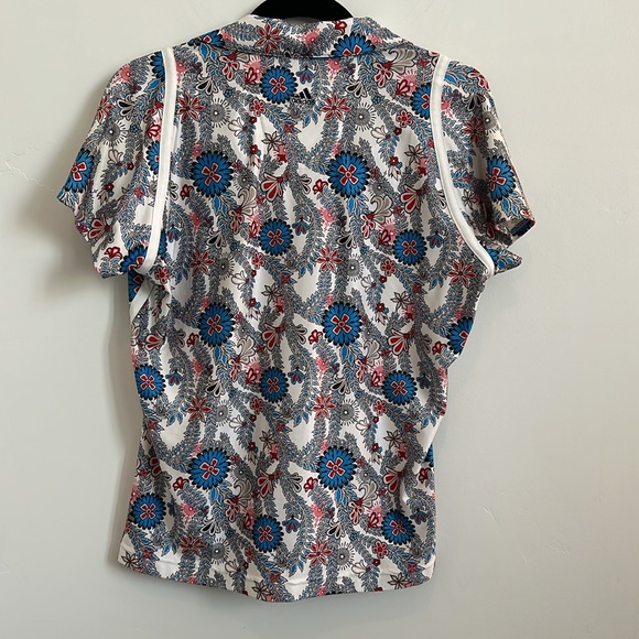 Adidas Climacool Women’s Golf Shirt Red, White and Blue Floral Print Size Medium - Picture 2 of 7